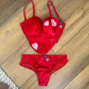 Adore Me Bra 34DD Panty Set Small Valentines Day Satin Red Lingerie Bustier Sexy